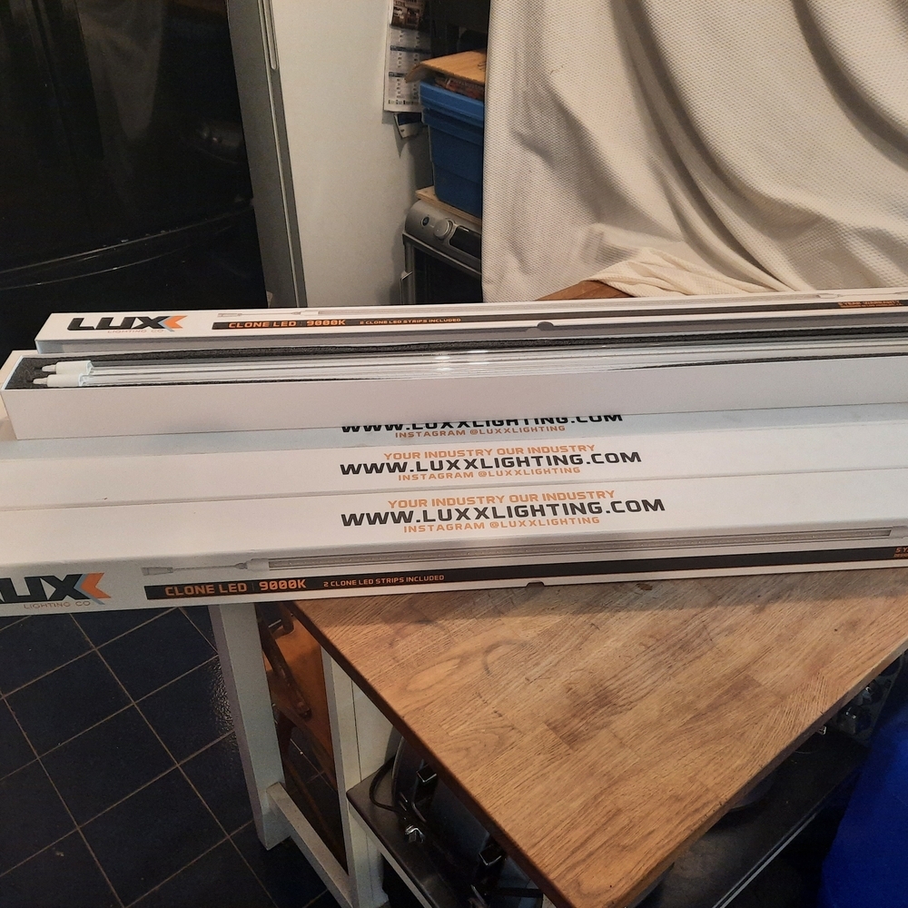 Luxx Clone LED 5000K Light Fixture